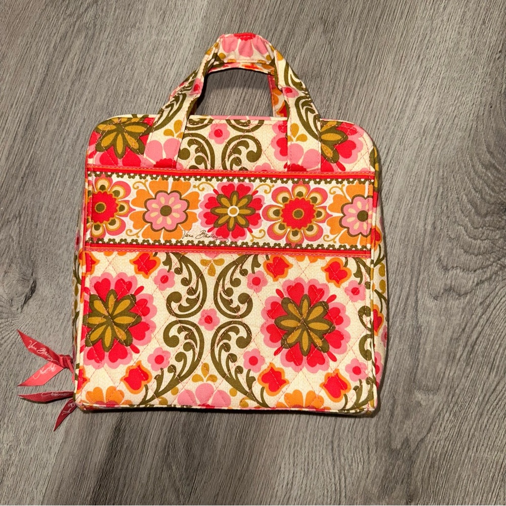 NWOT VERA BRADLEY Eloise Floral Quilted Folkloric Print Handbag Tech Organizer